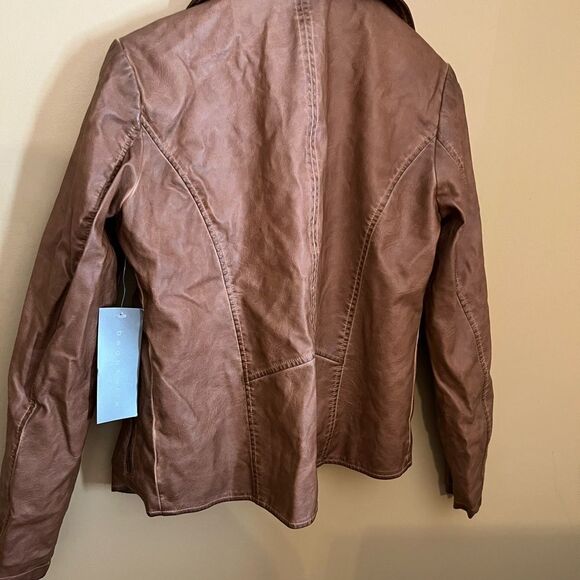 NWT bagatelle jacket m/l - Picture 7 of 9